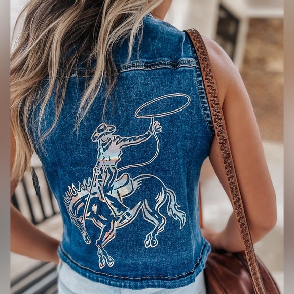 Marigold Kiss Women’s Country Western Iridescent Bronco Denim Vest | NEW/NWT!!🐴🤠 - Picture 1 of 15